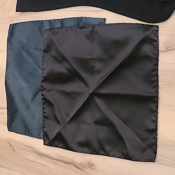 Groomsman Kit in Black/Hunter Green - Picture 5 of 6